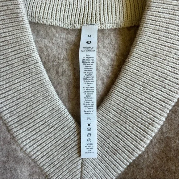 Lululemon • Cream Alpaca Wool-Blend V-Neck Sweater • Size M - Picture 7 of 9